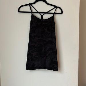 Lululemon Power-Y tank - size 4